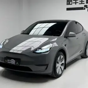 Tesla Model Y 2023 из Китая