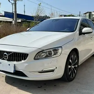 Volvo S60 2018 из Китая