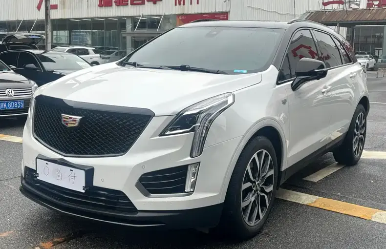Cadillac XT5 2022 из Китая