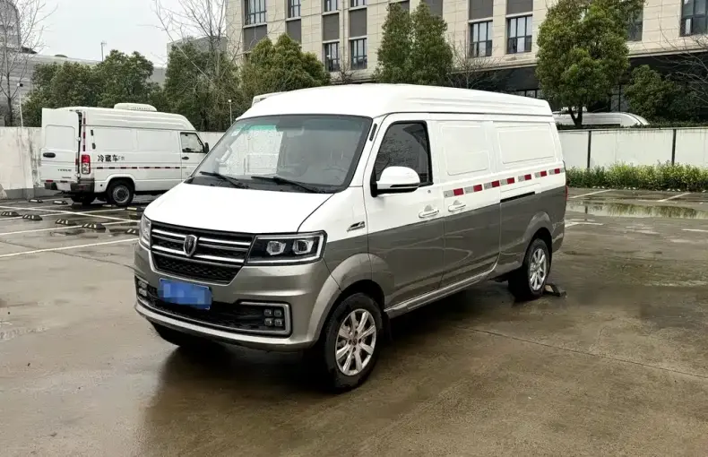 Jinbei Hiace S 2023 из Китая