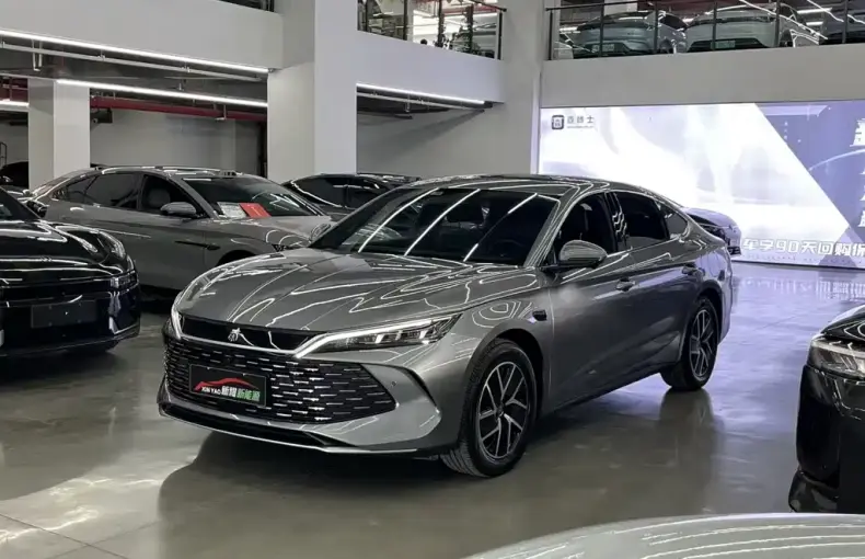 BYD Qin L 2025 из Китая