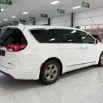 Chrysler Grand Voyager PHEV (Import) 2020 из Китая