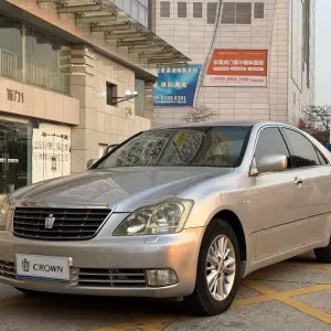 Toyota Crown 2005 из Китая