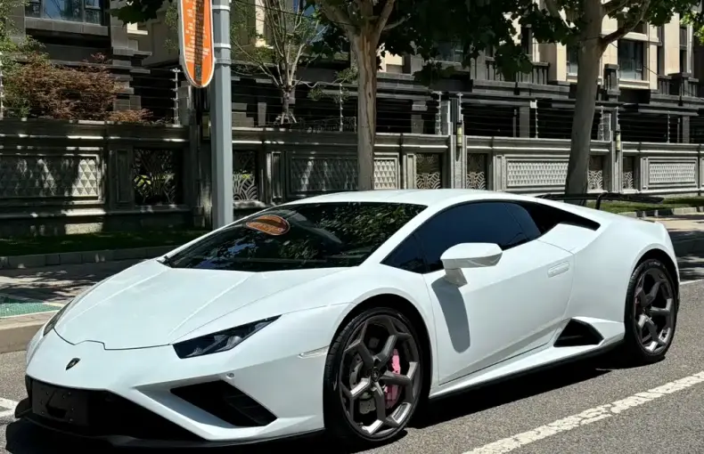 Lamborghini Huracán 2021 из Китая