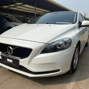 Volvo V40 2017 из Китая