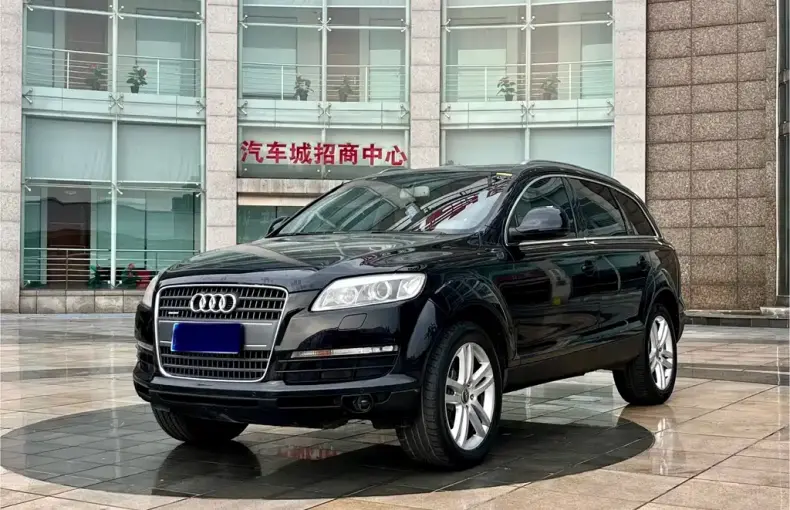 Audi Q7 2008 из Китая