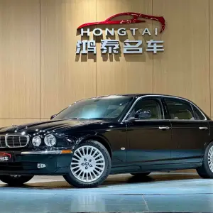 Jaguar XJ 2007 из Китая