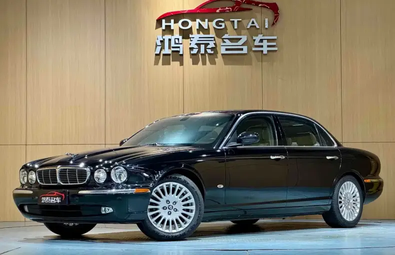 Jaguar XJ 2007 из Китая