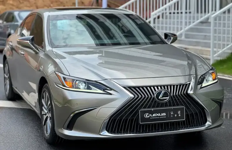 Lexus ES 2020 из Китая