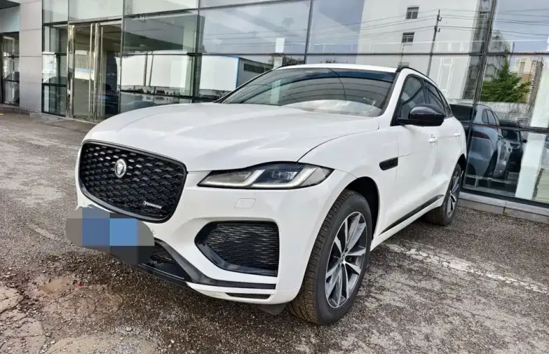 Jaguar F-PACE 2024 из Китая