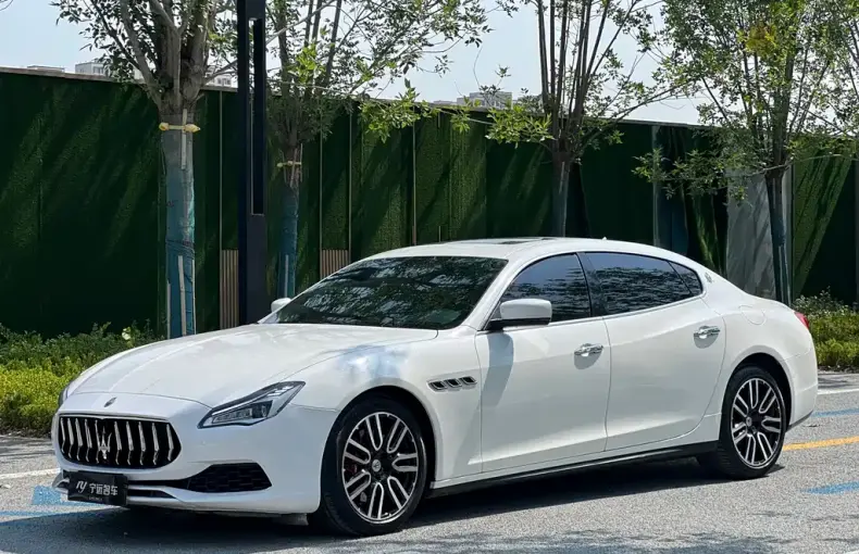 Maserati Quattroporte 2015 из Китая