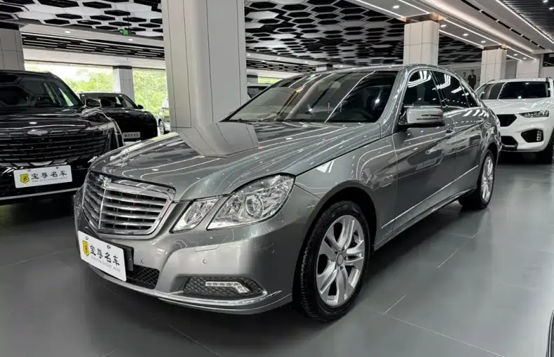 Mercedes-Benz E-Class (Import) 2010 из Китая