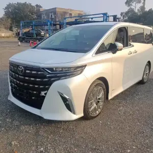 Toyota Alphard из Китая