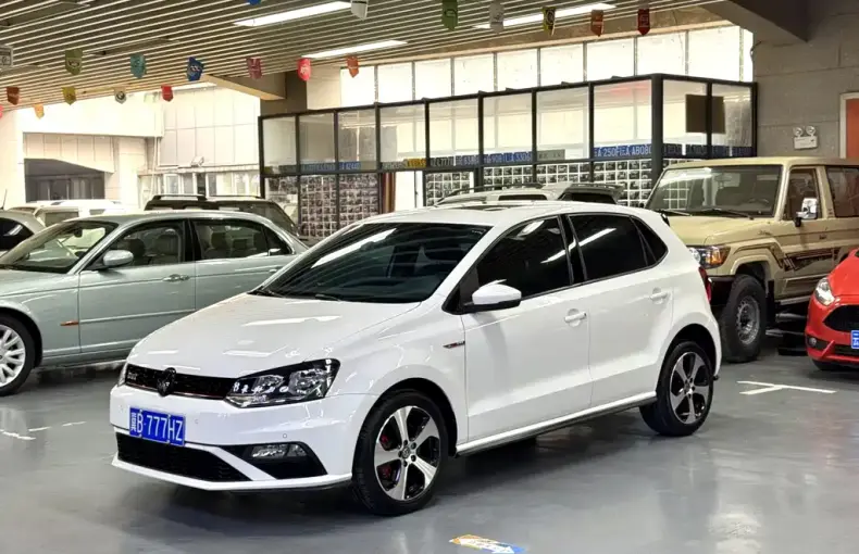 Volkswagen Polo 2017 из Китая