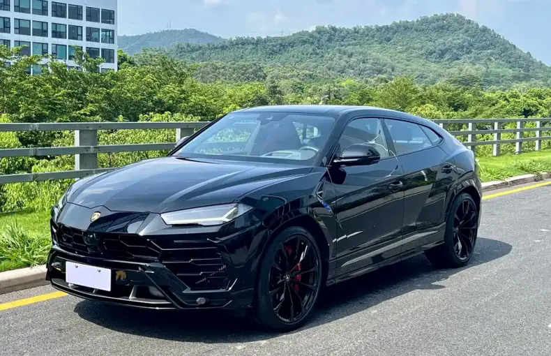 Lamborghini Urus 2021 из Китая
