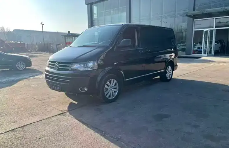 Volkswagen Multivan 2015 из Китая